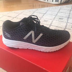 New Balance Fresh Foam Beacon